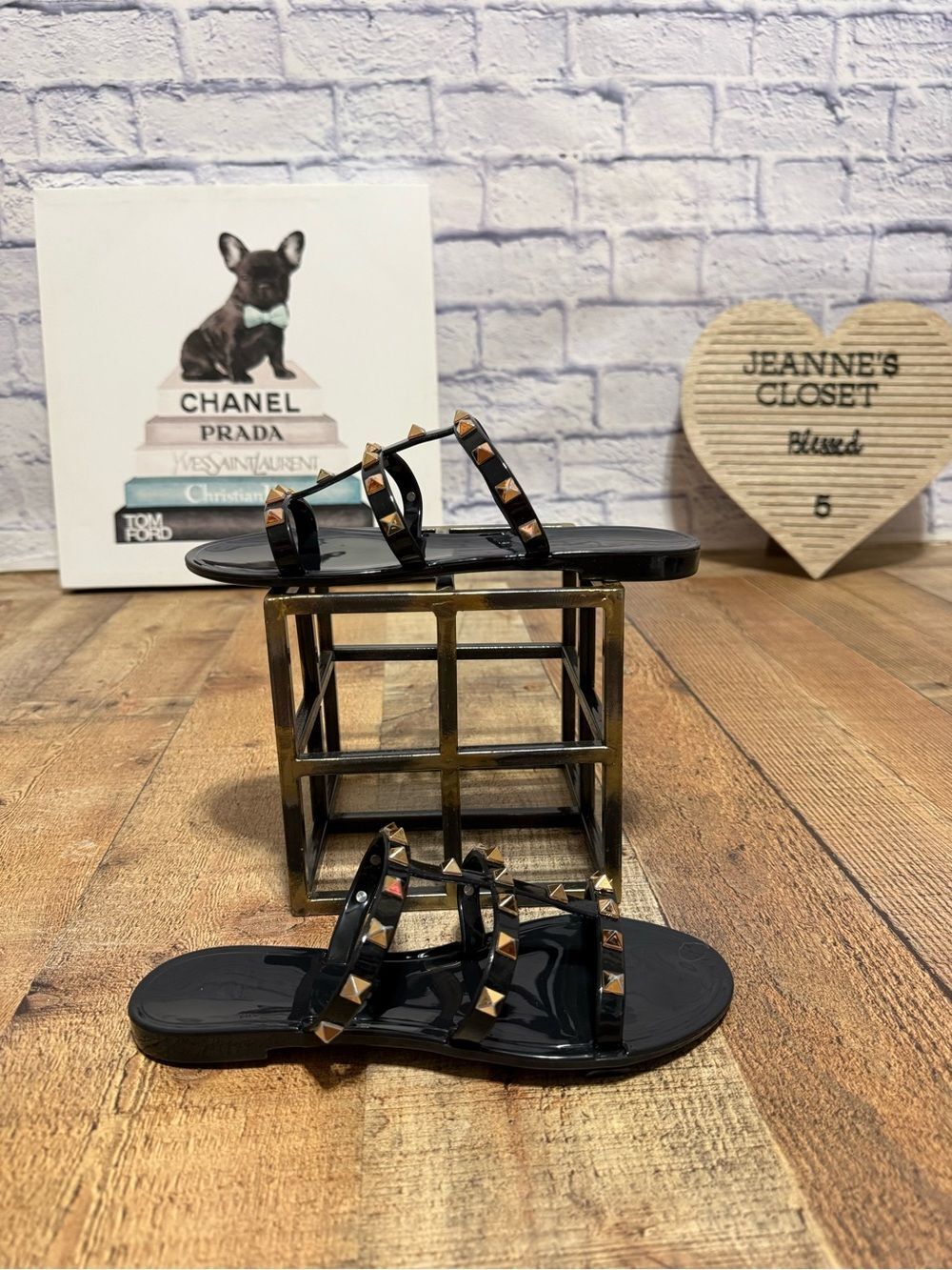 Wild diva lounge black Studded sandals